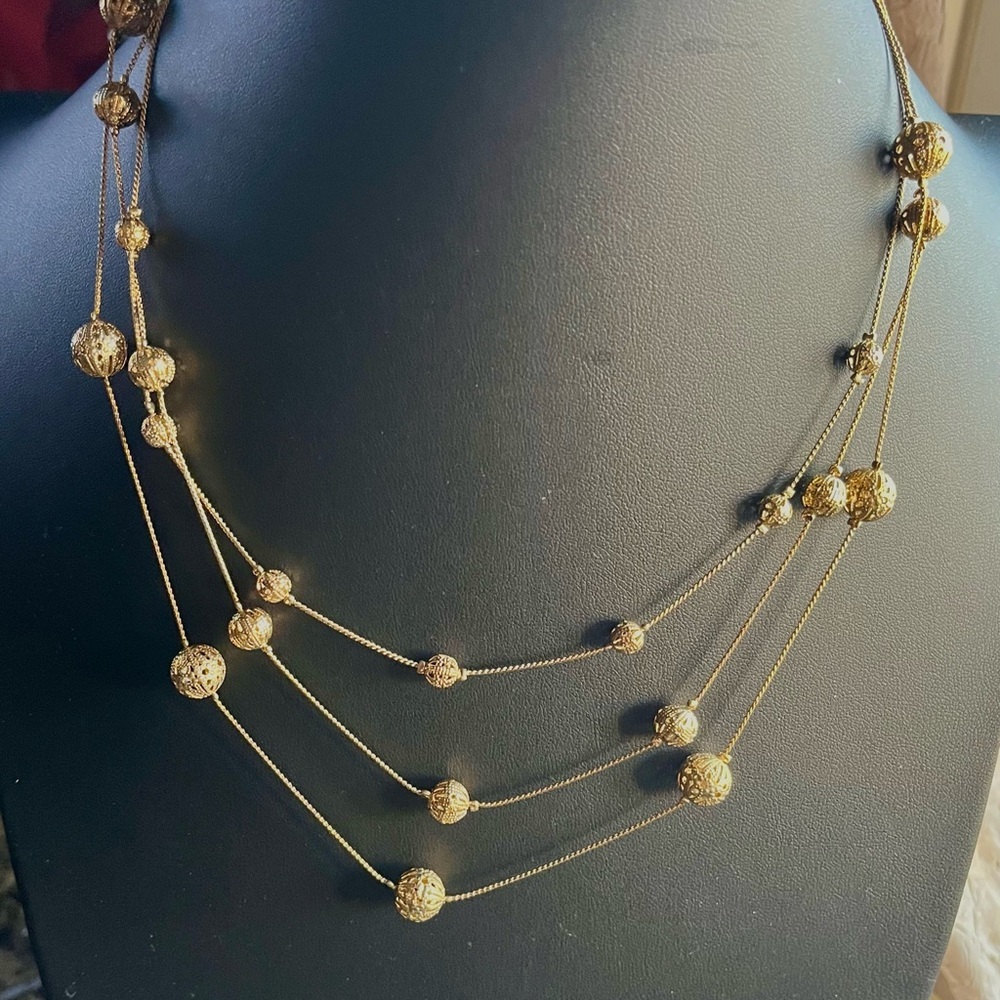 Avon Multistrand Necklace NOS
